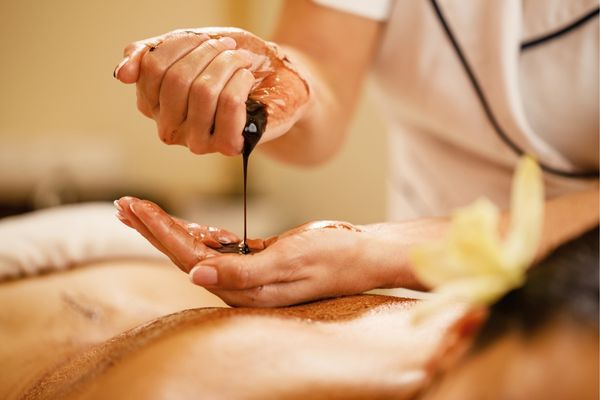 Abhyanga Oil Massage